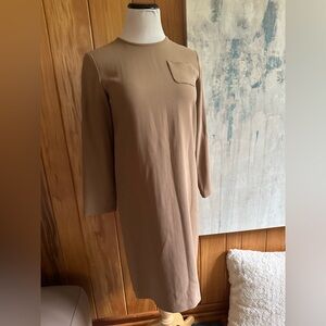 S Max Mara Elegant Tan Long Sleeve Dress. Front Pocket Elegant! Minimalist Sz 2?
